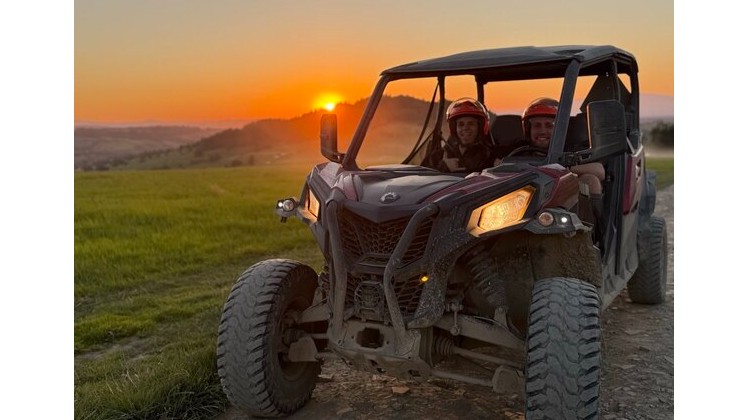Buggy w świetle zachodzącego słońca - wyprawa Buggy SUNSET
